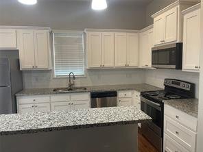 Building Photo - 3912 Ashton Dr