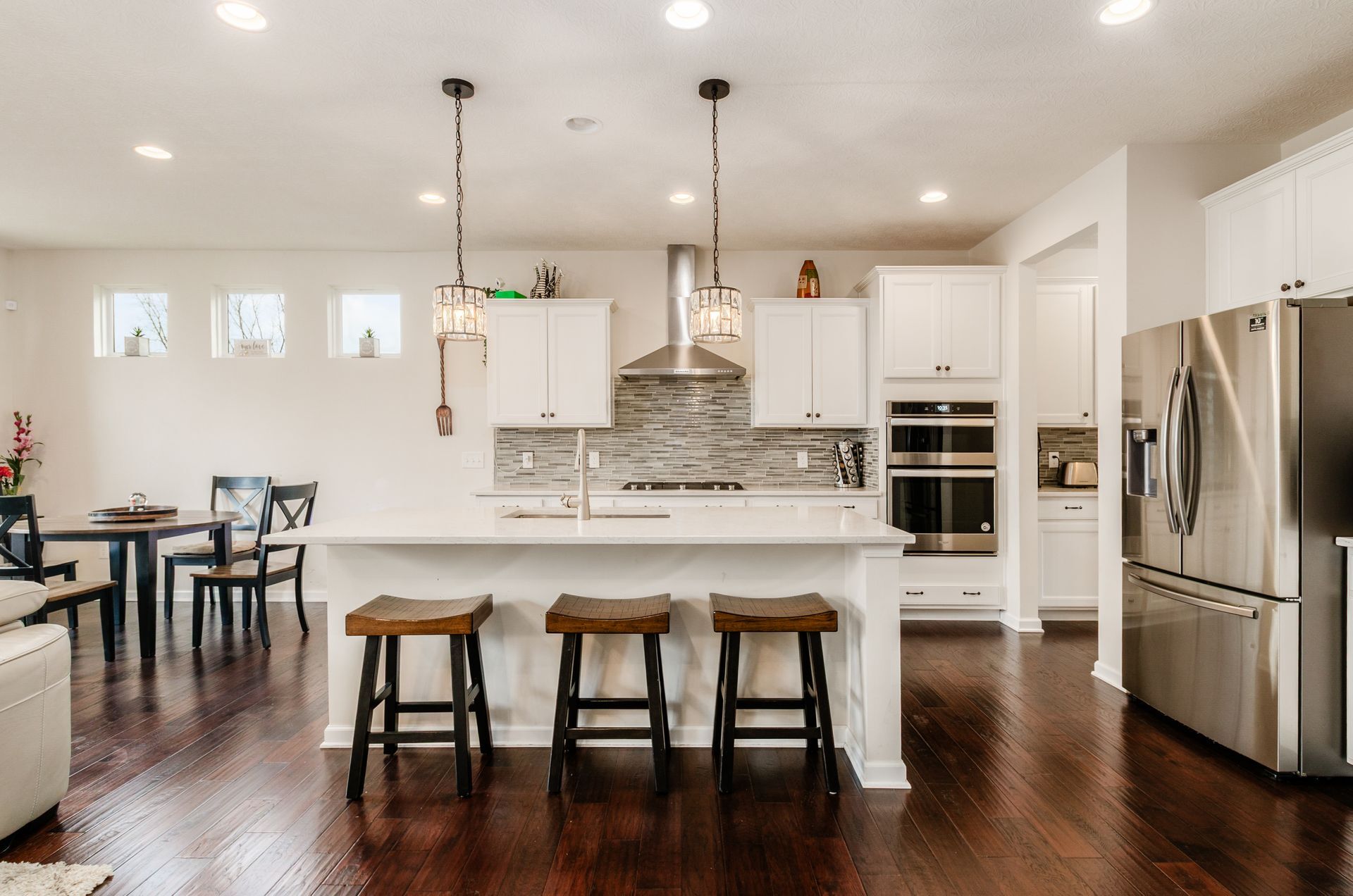 Building Photo - 6692 Rocky Ridge Dr