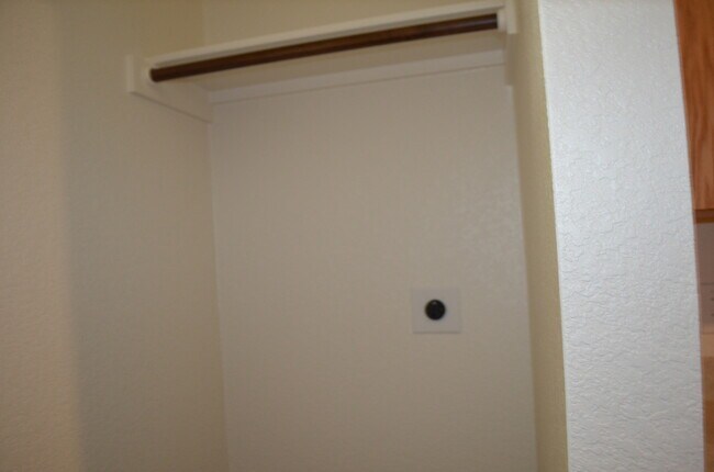 Building Photo - 308 Elbert Ln