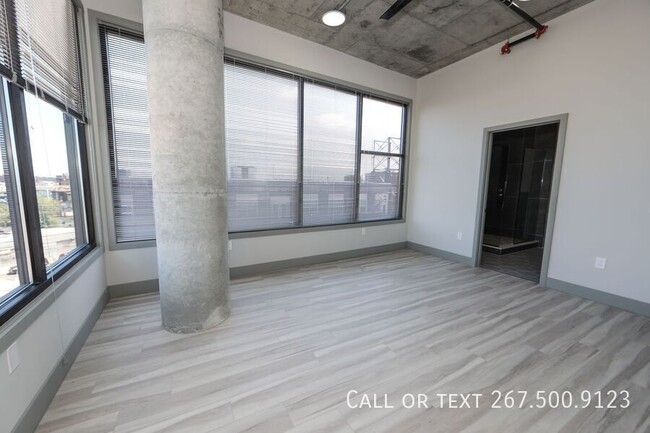 Building Photo - 1810 E Venango St