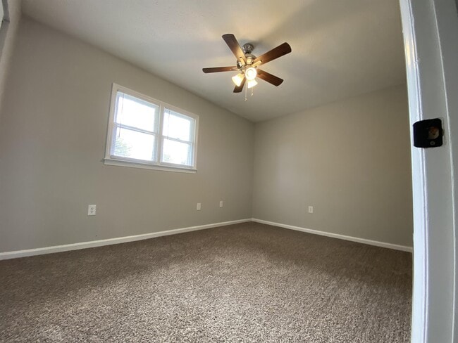 Building Photo - 111 Stamey Ave