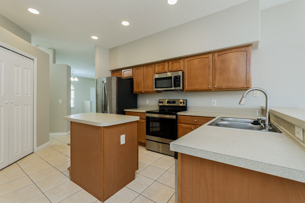 Building Photo - 15321 Sandy Hook Ln