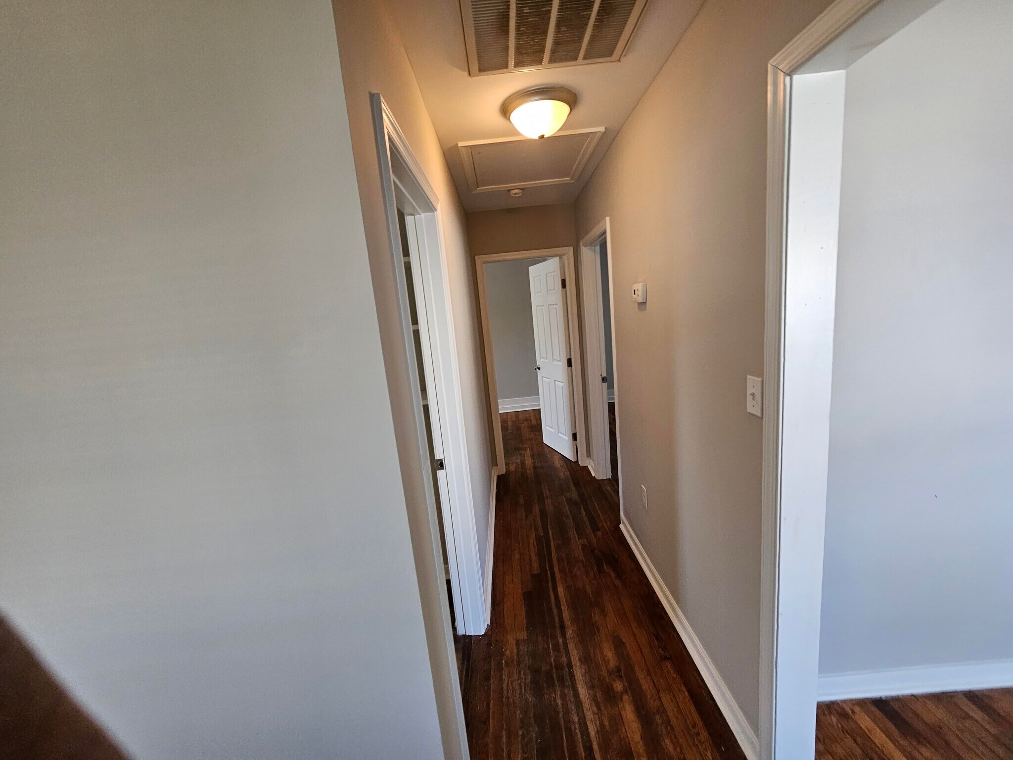 Building Photo - 103 Indiana Ln