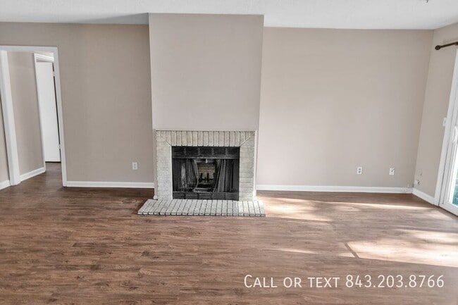 Building Photo - 103 Woodduck Dr