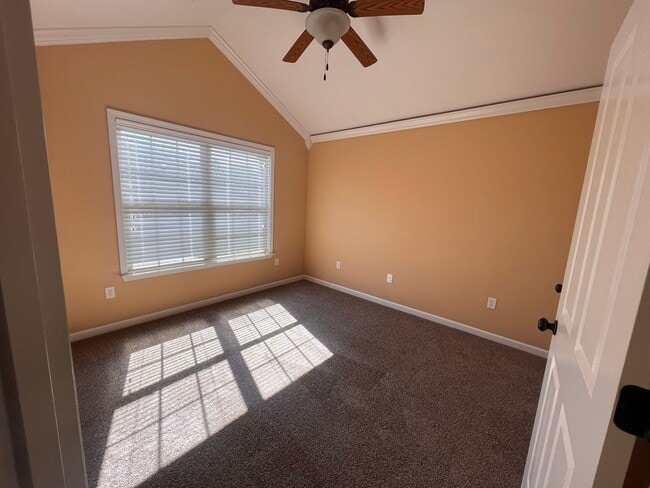 Building Photo - 3110 Alumni Ln