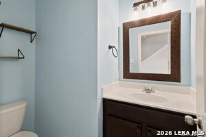 Building Photo - 8106 Chestnut Blue