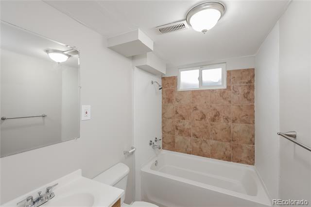 Building Photo - 7986 Joan Dr