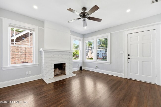 Building Photo - 2614 Dellwood Ave
