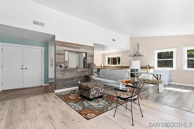 Building Photo - 1570 Avenida De Los Lirios