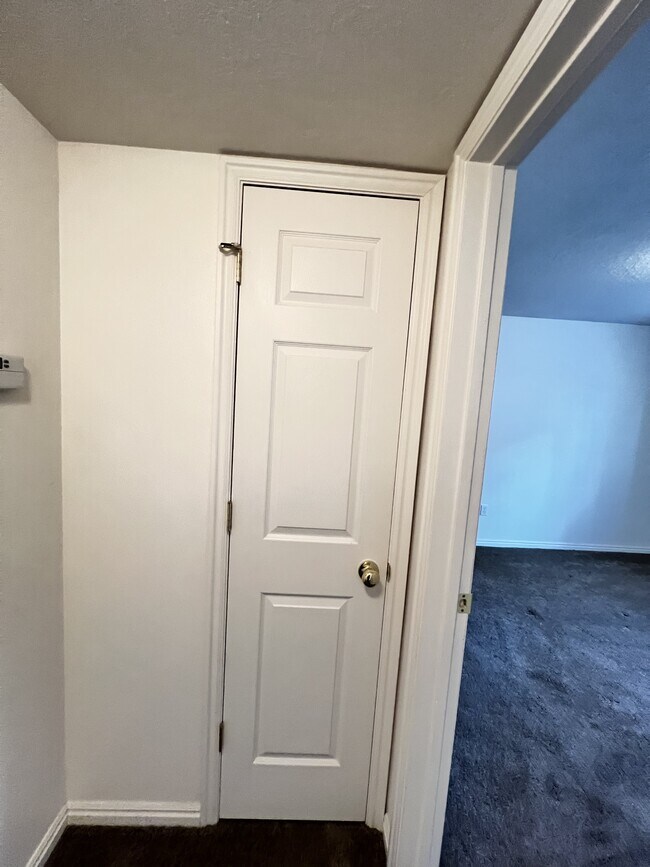 Building Photo - 1023 W 1360 S