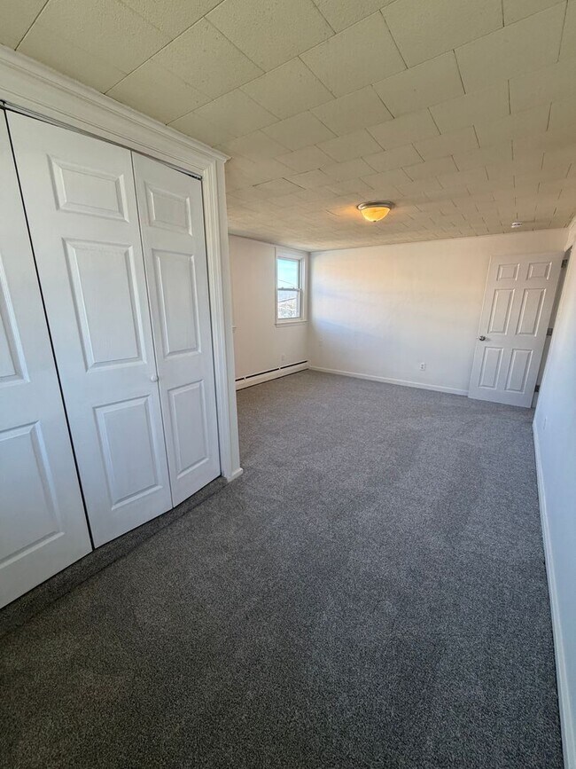 Building Photo - 17 N 24th St