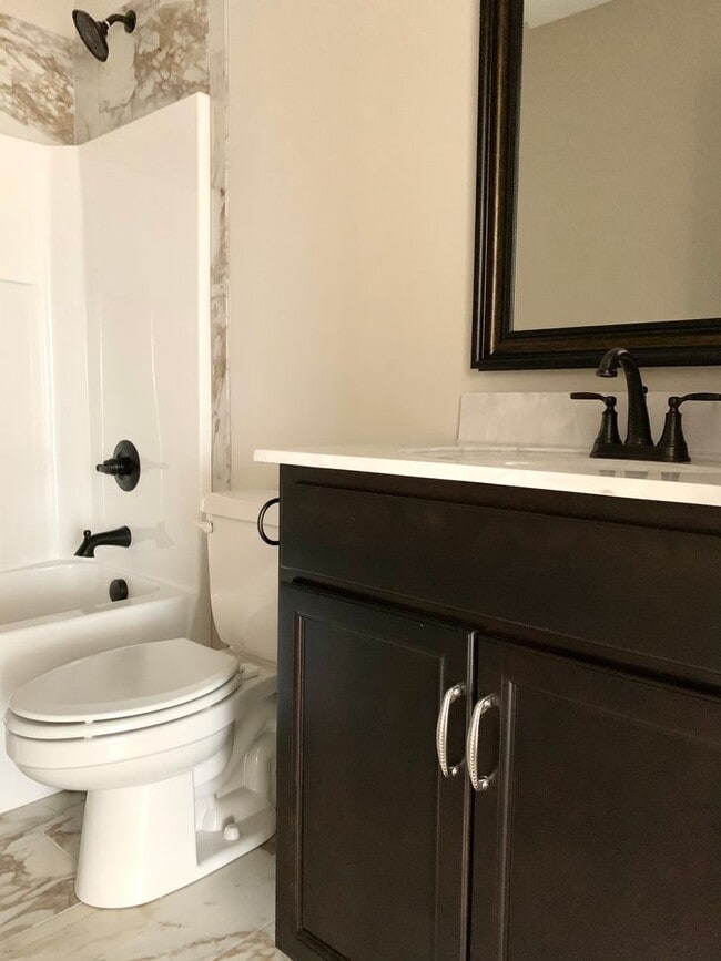 Building Photo - 2002 Jackie Lorraine Drive