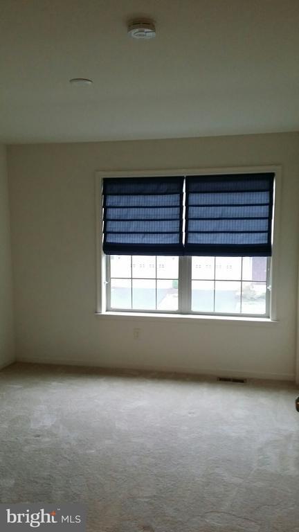 Building Photo - 111 Stonecrest Ln