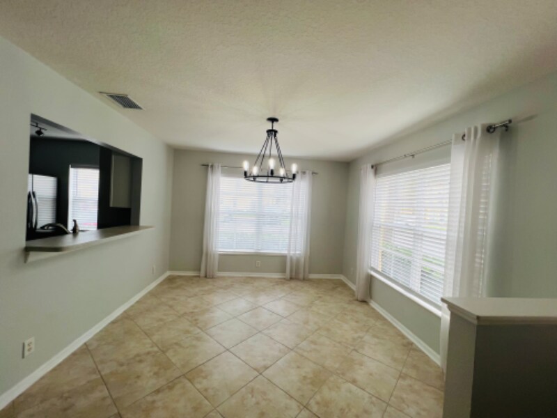 Building Photo - 3857 Island Way