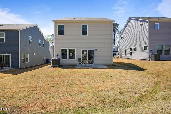 Building Photo - 319 Joneshaven Dr