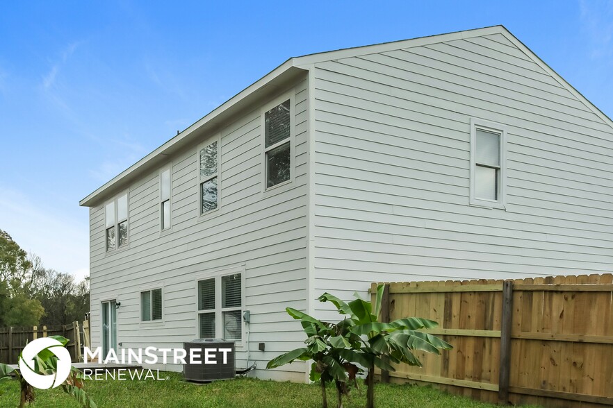 Building Photo - 176 Bayside Ln