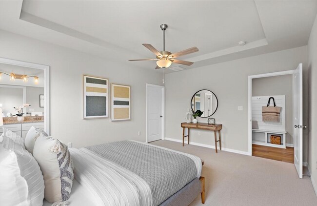 Building Photo - 1001 Hillpoint Rd