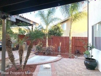 Building Photo - 13550 Via Santa Maria