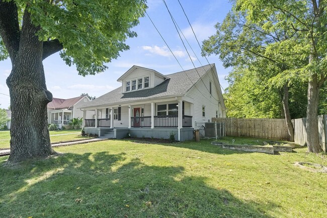 Building Photo - 1509 S Main St