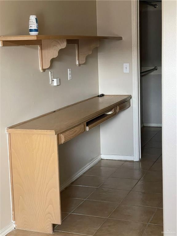 Building Photo - 7 La Mancha Dr