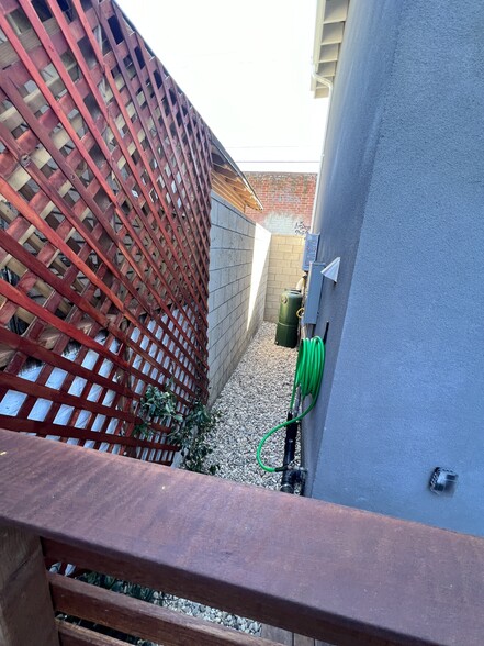 Building Photo - 3518 Hunter St