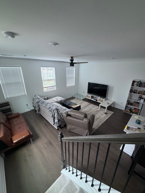 Building Photo - 3210 Gypsum Dr