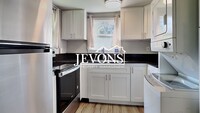 Building Photo - 107-109 Sunnyhill Rd W Bremerton, WA 98312