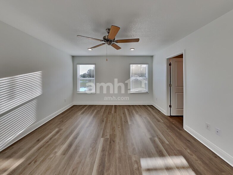 Building Photo - 6551 Atlantic Bch Ave