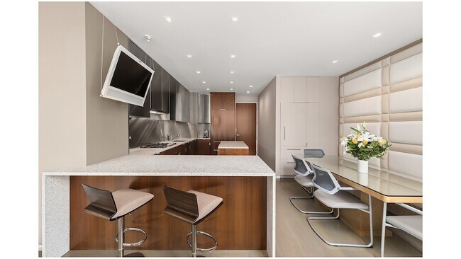 Building Photo - 350 W Broadway