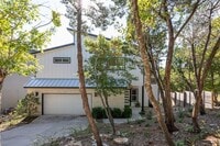 Building Photo - 2650 Crazyhorse Pass