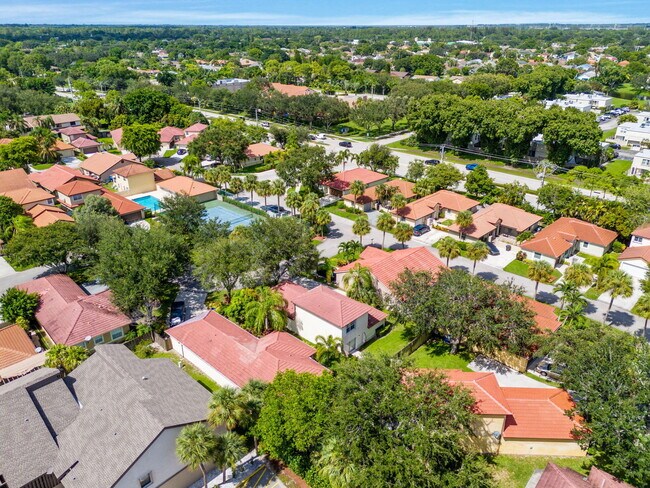 Building Photo - 12210 Dartmoor Dr