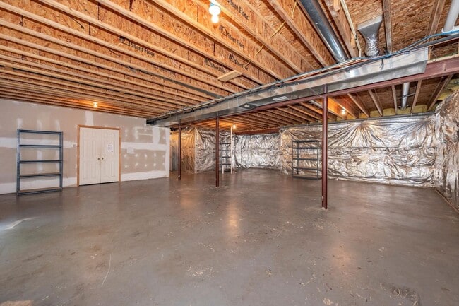 Building Photo - OPEN HOUSE 28th 12 to 1 PM
