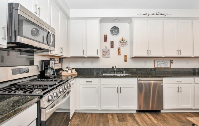 Building Photo - 2500 Wildflower Station Pl