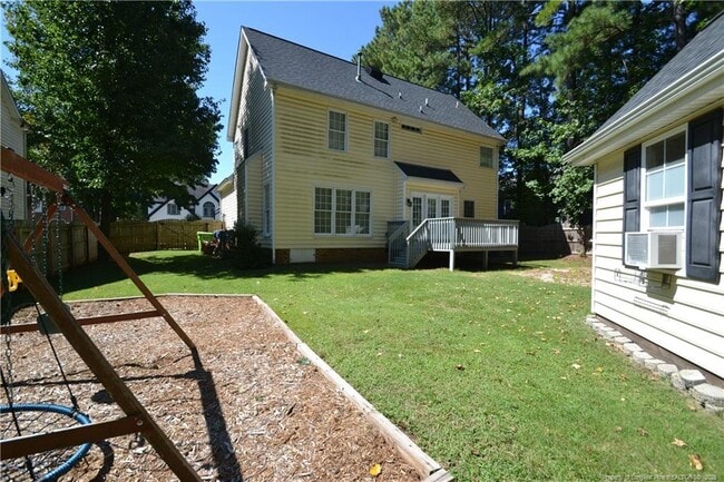 Building Photo - 6524 Englehardt Dr