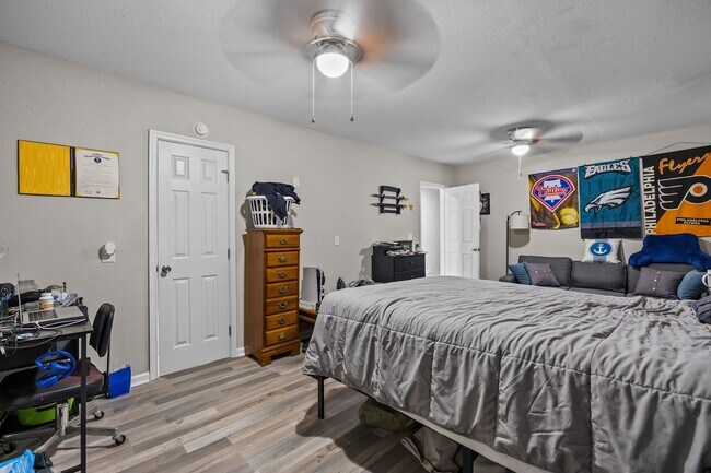 Building Photo - For Rent in Norfolk – Spacious 4 Bedroom Home!