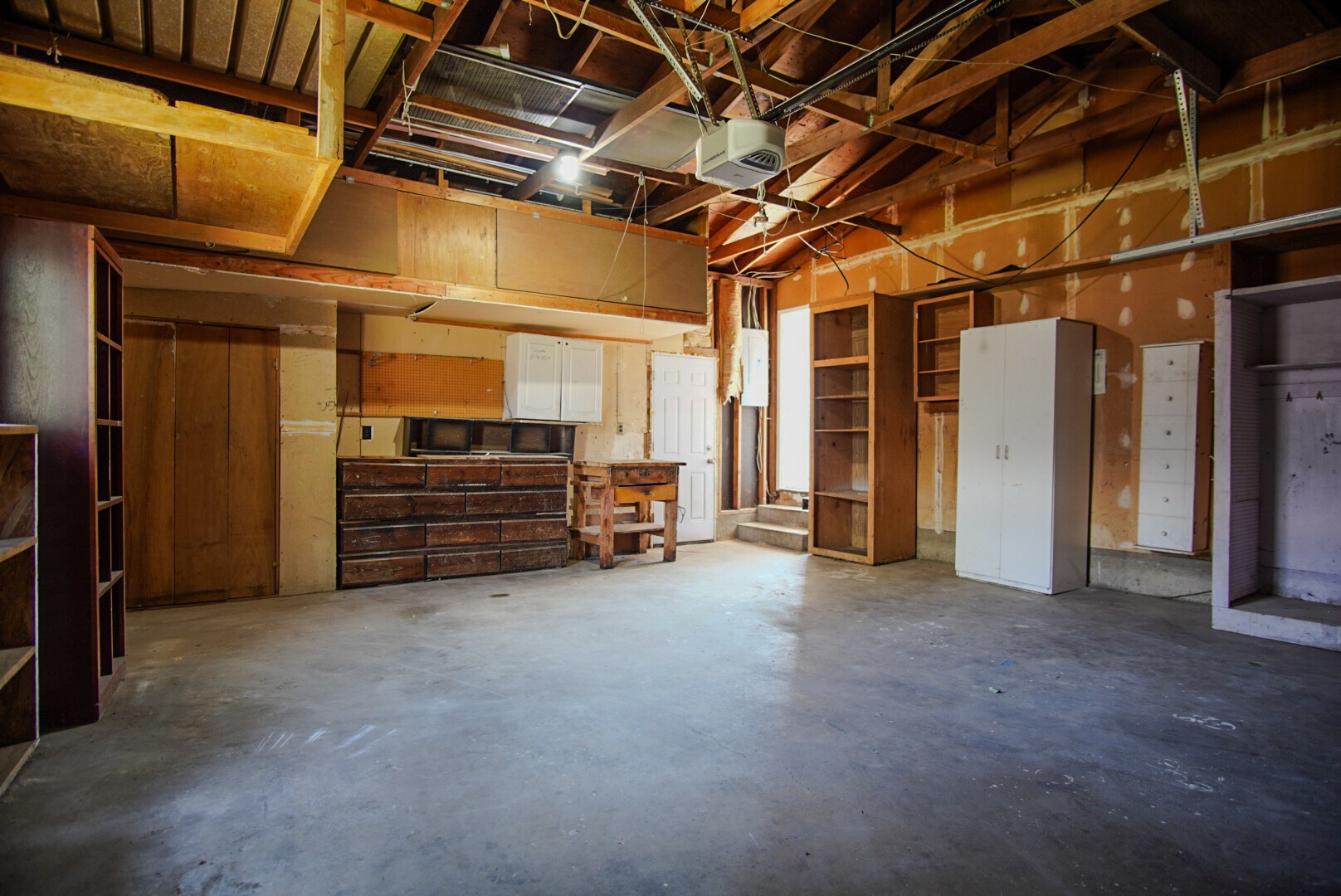 Building Photo - 310 19th Ave