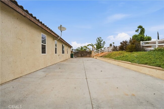 Building Photo - 16935 Eagle Peak Rd