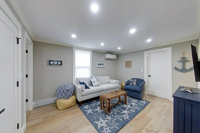 Building Photo - 30 Prospect Hill St