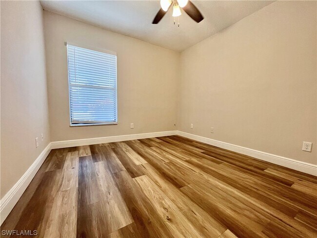 Building Photo - 5311 Summerlin Rd