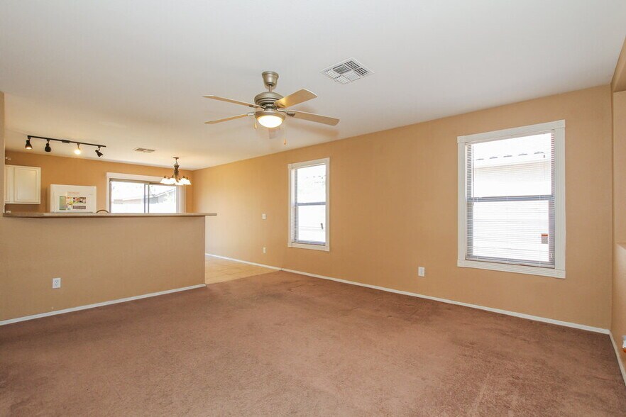 Building Photo - 3012 W Running Deer Trail