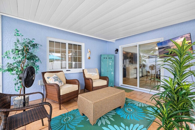 Building Photo - 6398 Woodland Blvd