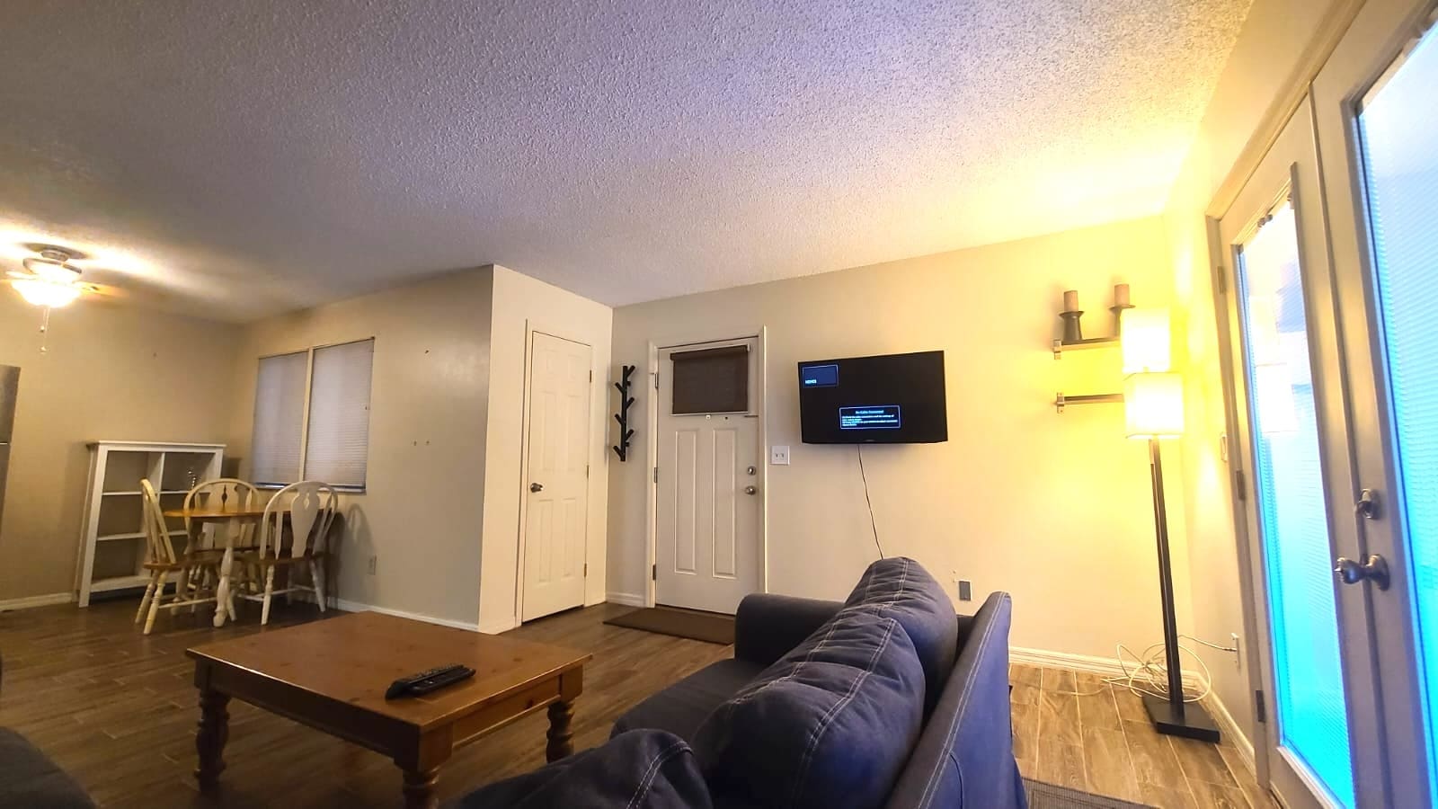 Building Photo - 6519 W Newberry Rd