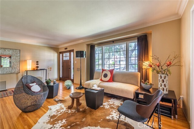 Building Photo - 1215 Oak Cir Dr