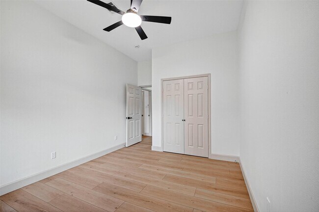 Building Photo - 1522 New Cedars Dr
