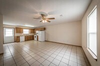 Building Photo - 40 Marie Ln