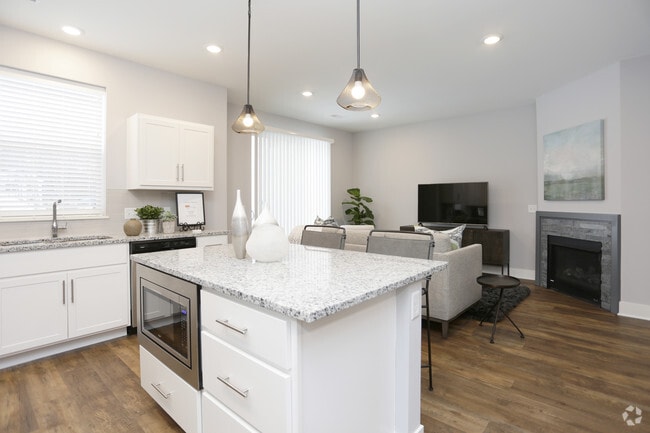 3BR Kitchen - The Knoll Townhomes of Ada