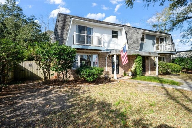 Building Photo - 537 Braxton Ave