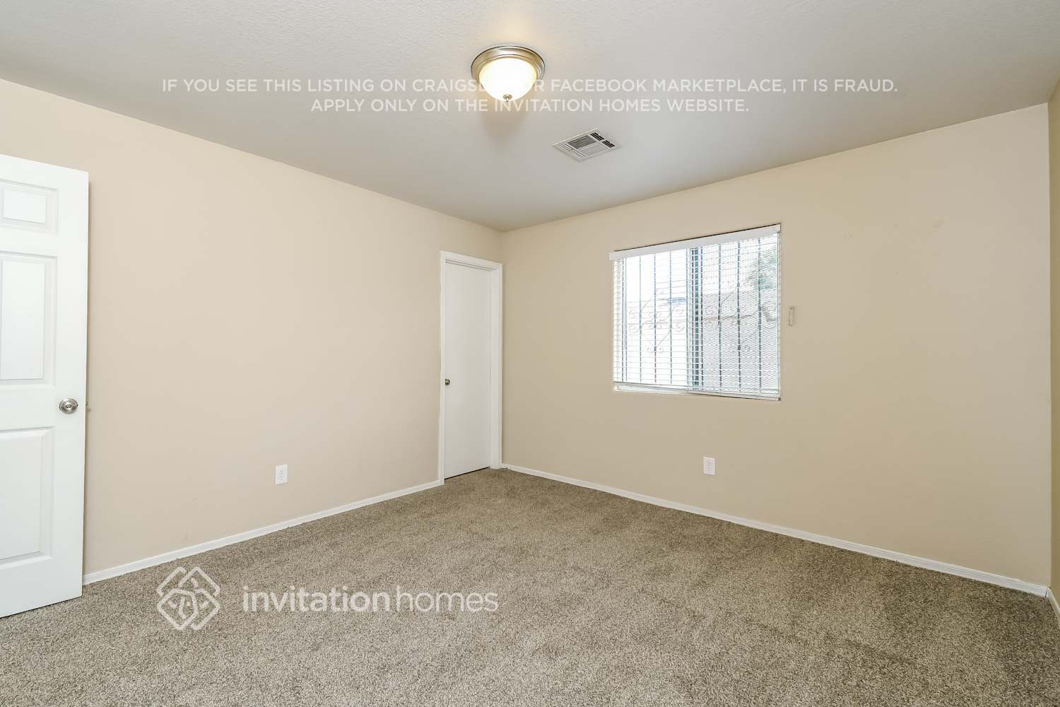 Building Photo - 2143 W Roeser Rd