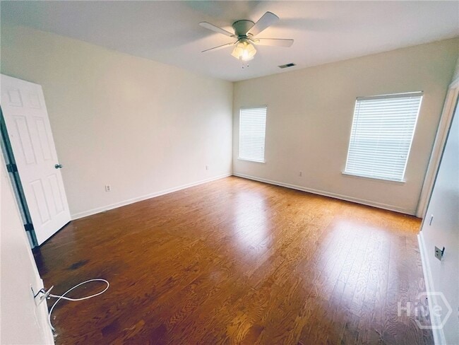 Building Photo - 50 Blue Oak Dr
