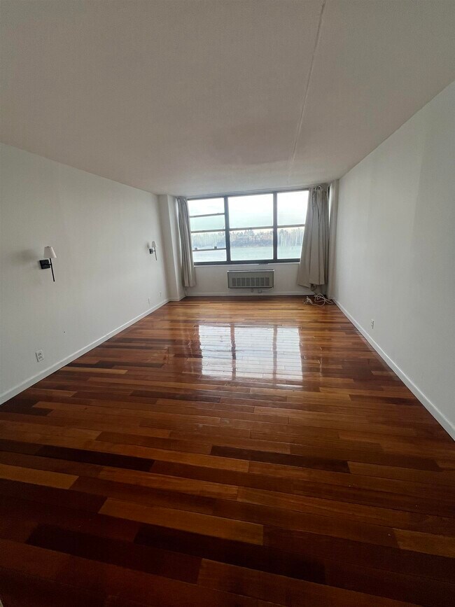 Building Photo - 7004 JFK Blvd E